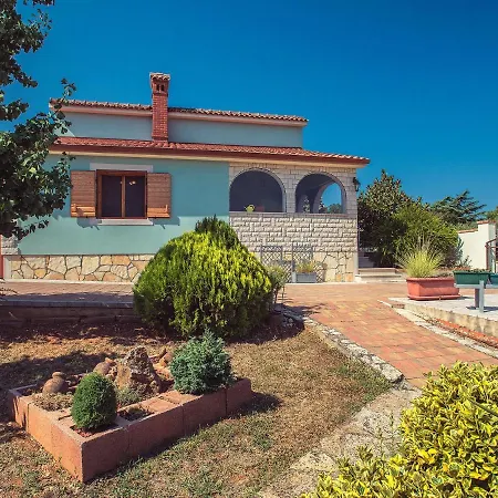 Traditional Holiday With Covered Terrace Holiday home